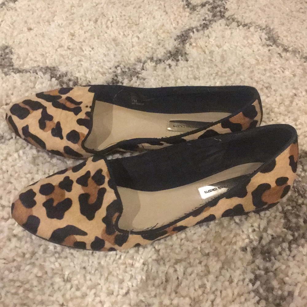 Leopard flats